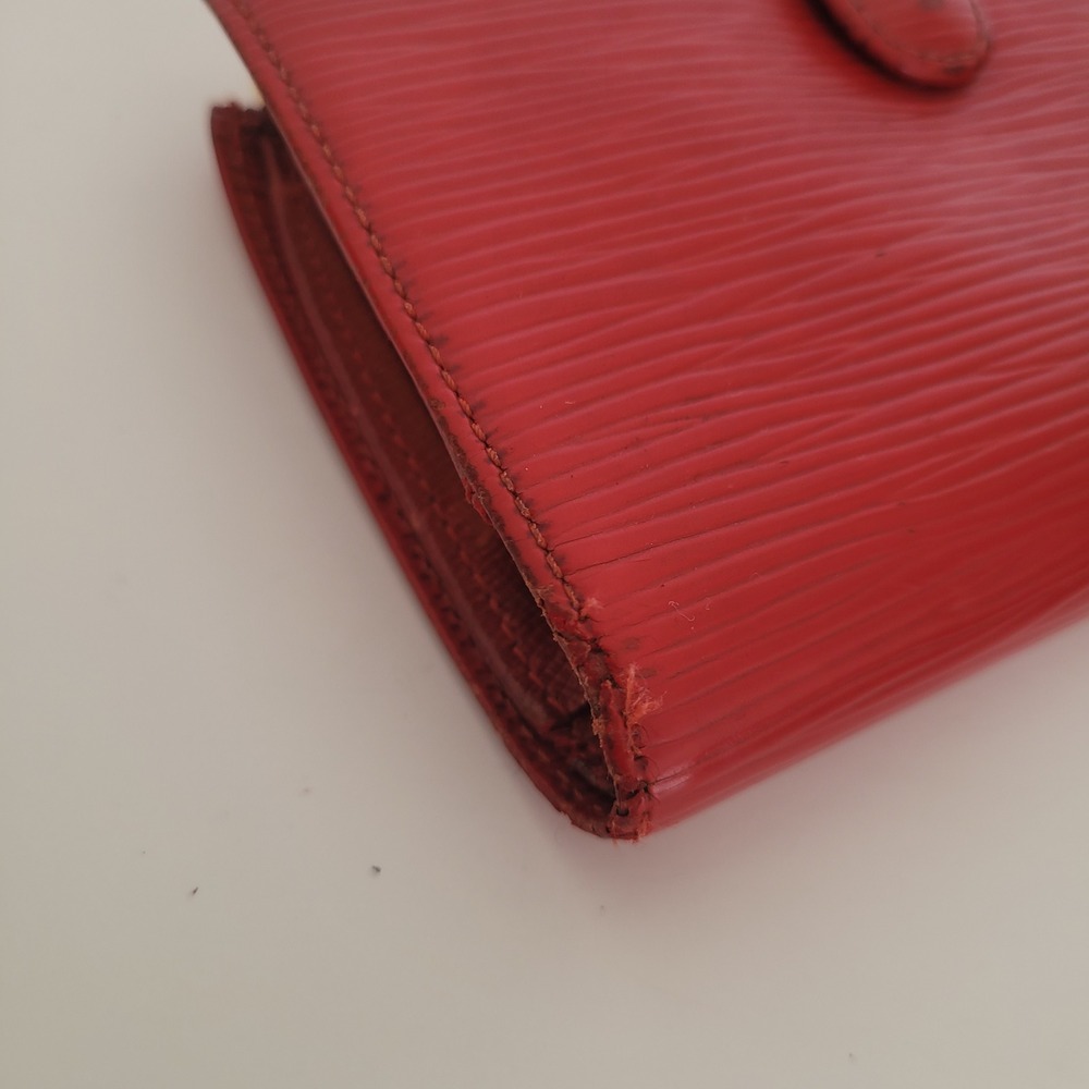 Louis Vuitton Red Epi Leather Portefeuille Viennois Kiss Lock Wallet MI0918 - Picture 9 of 13